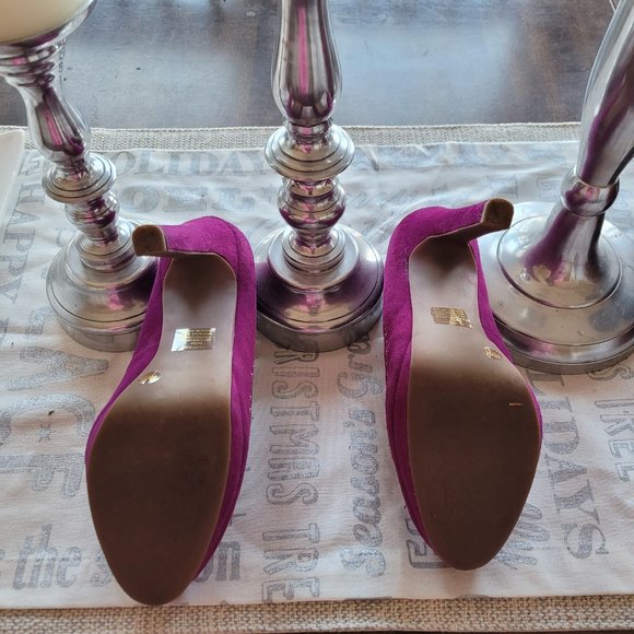 Jessica Simpson Lavendar Purple Heel, Size 7 - Picture 3 of 4